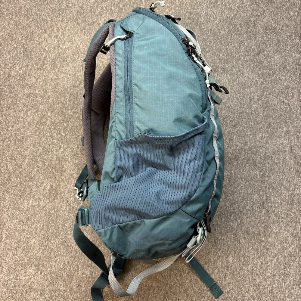 REI Co-Op Trail 25 Backpack Green Women's One Size 25L Hiking Day Pack